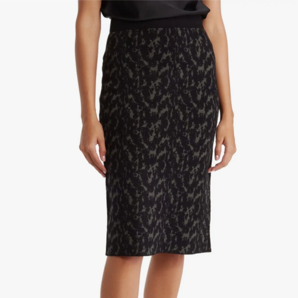 Tahari Black and Gray Patterned Knit Pencil Skirt NWT Size S